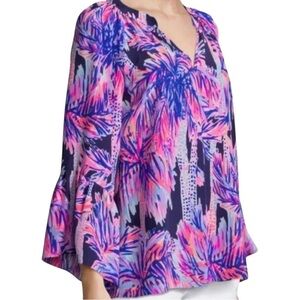 Lilly Pulitzer 100% Silk Matilda Bell Sleeve Top Blouse Palms Up Print